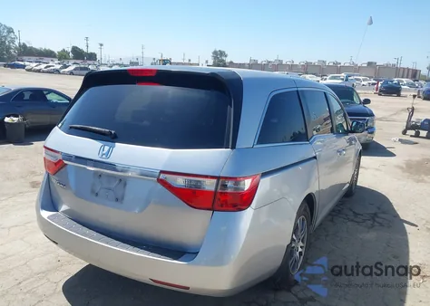 2011 Honda Odyssey Ex z USA, uszkodzony, nr VIN 5FNRL5H48BB011528